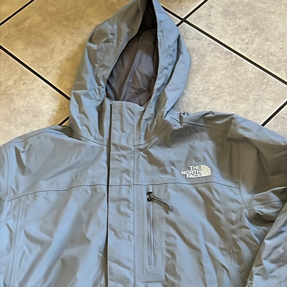 The North Face light weight  men’s jacket S/P - Picture 4 of 8